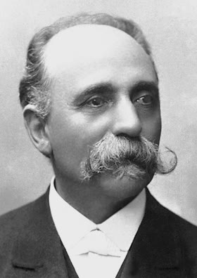 Golgi in his Nobel years — the grand man of Italian histology at the height of institutional authority, on the eve of the awkward podium (public domain).